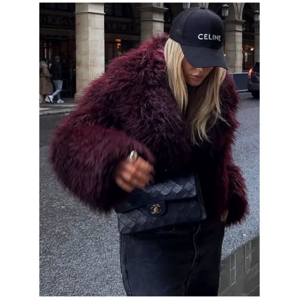TRAFZA : size L : wine burgundy cropped faux fur fuzzy lightweight shaggy jacket